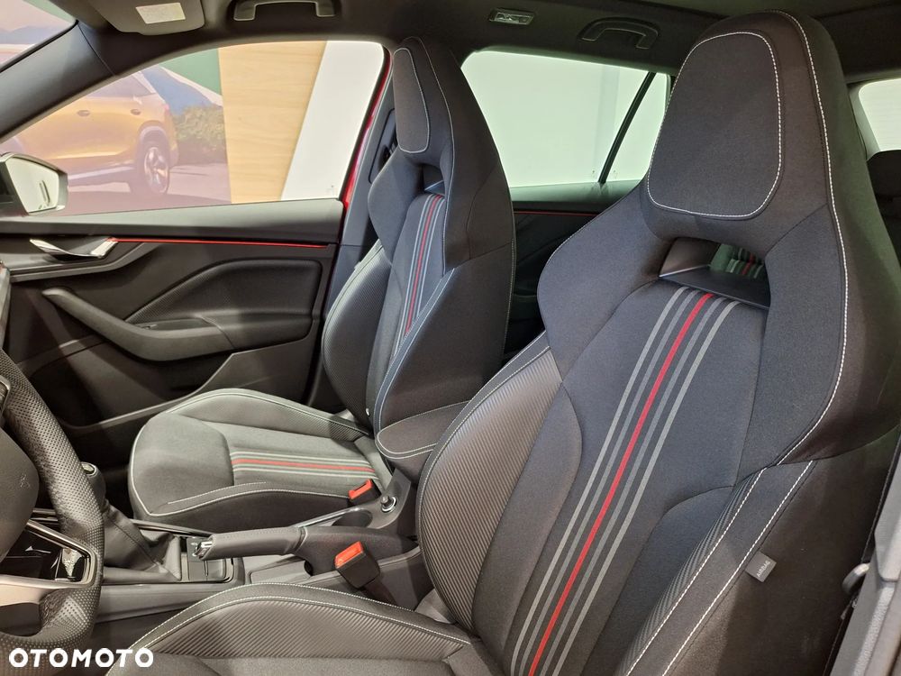 Skoda Kamiq 1.5 TSI Monte Carlo - 10