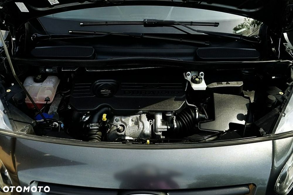 Ford Transit Connect - 13