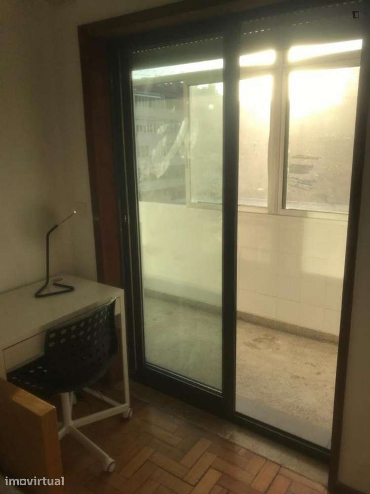Quarto - localizado em Cedofeita Porto - Grande imagem: 2/14