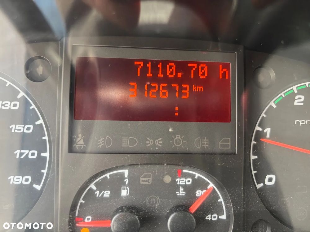 Iveco 35C15,35C17,,50c15,,50c17 CHLODNIA IZOTERMA KONTENER PODWOZIE DO ZABUDOWY WYWROT FAKTURA VAT - 9
