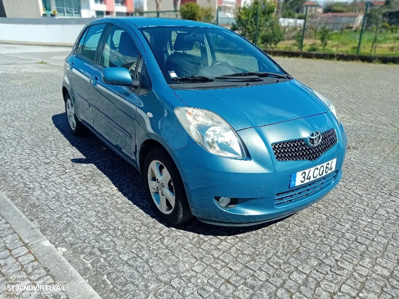 Toyota Yaris 1.0 VVT-i Sol High Pack MMT VSC+TRC - 2