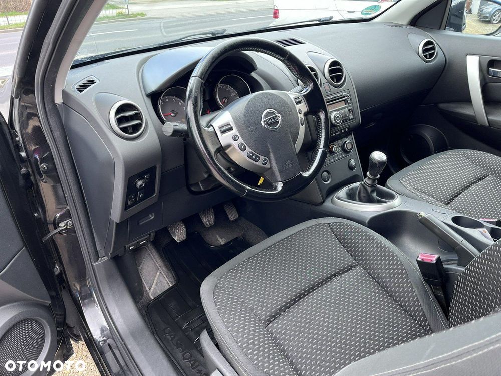 Nissan Qashqai - 15