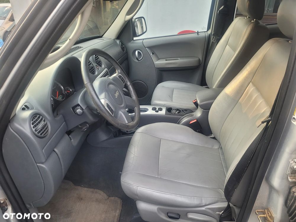 Jeep Cherokee 2.8 CRD Automatik Limited - 12