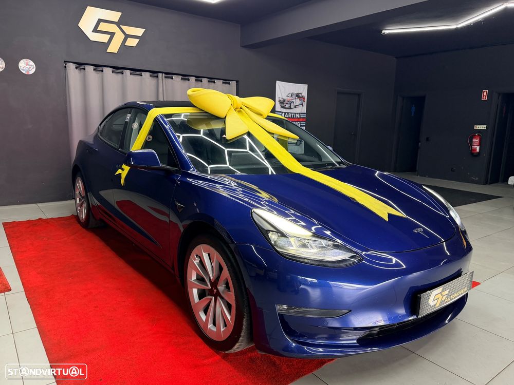 Tesla Model 3 2021 photo 2