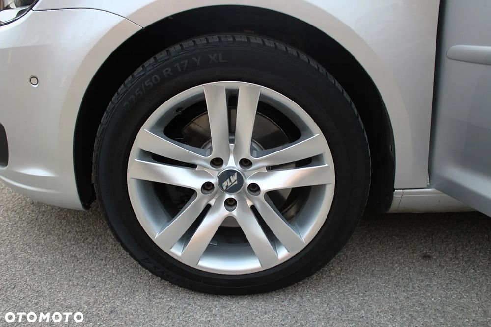 Volkswagen Touran 2.0 TDI DPF Life - 27