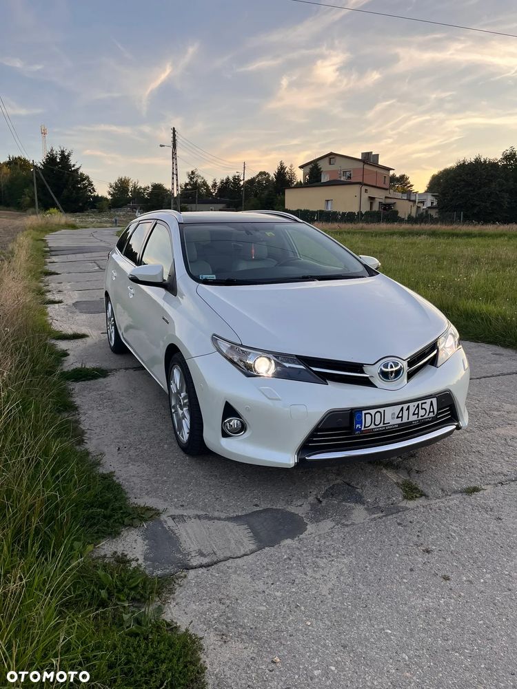 Toyota Auris 1.8 HSD Prestige NAVI - 9