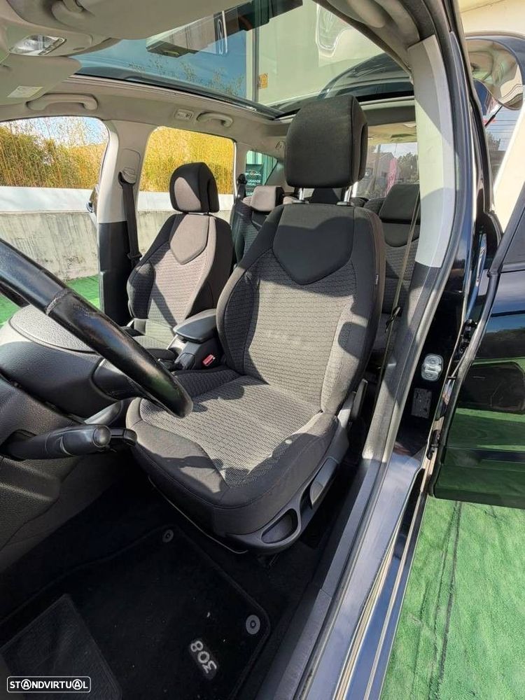 Peugeot 308 SW 1.6 HDi Executive CVM6 - 13