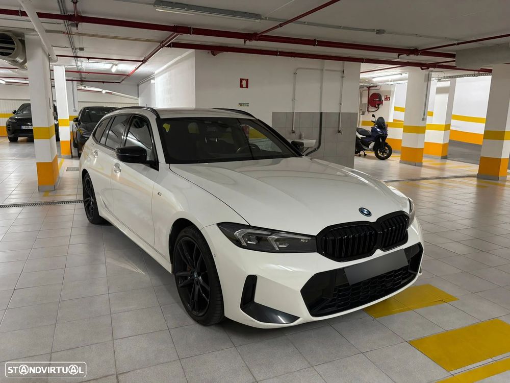 BMW 330 Gran Turismo i Pack M Auto - 1