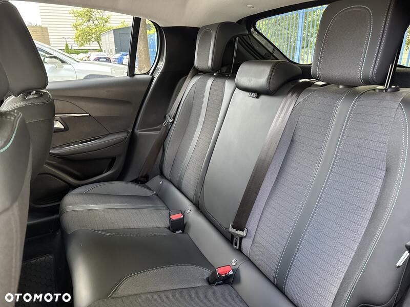 Peugeot 208 1.2 PureTech Allure Pack S&S EAT8 - 17