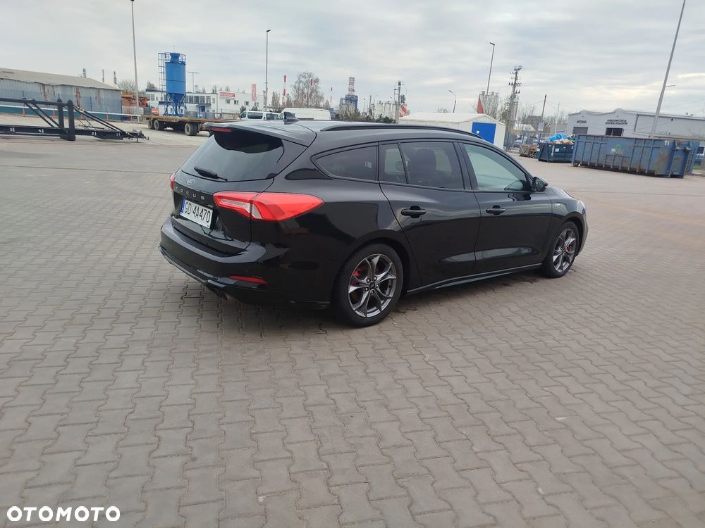 Ford Focus 1.5 EcoBoost ST-Line - 16