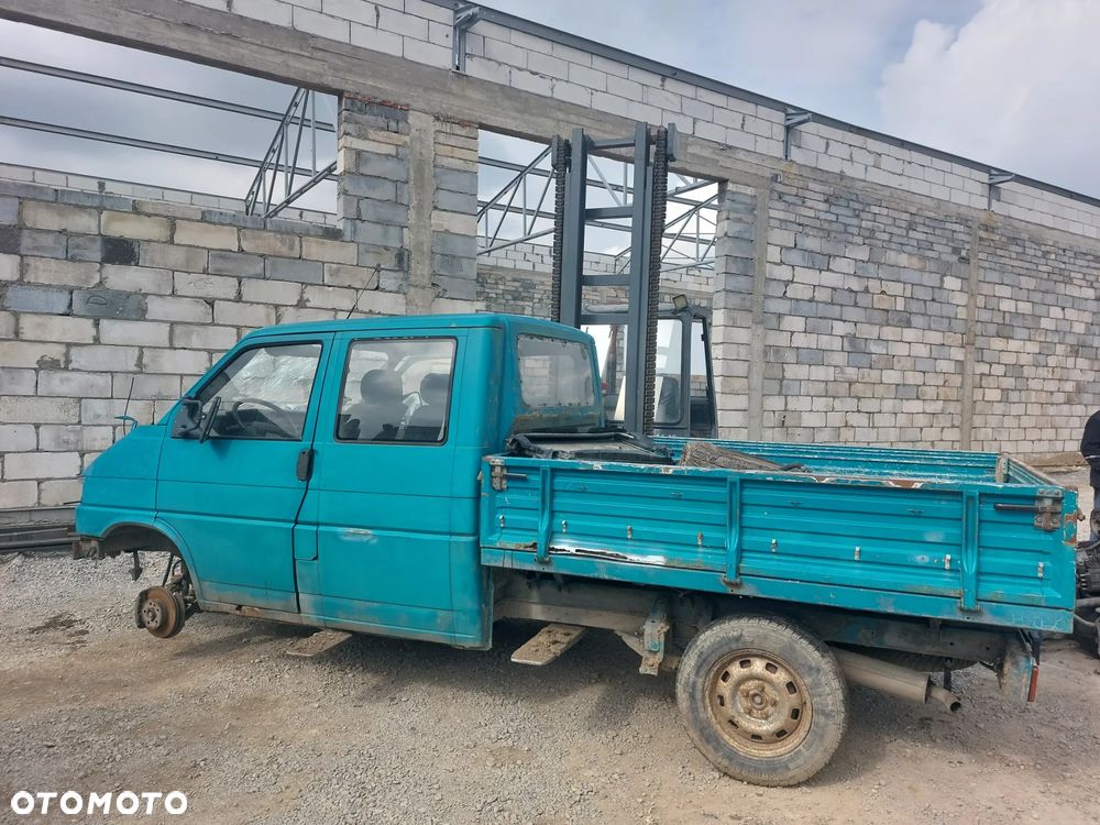 Volkswagen T4 Doka 1,9D  1995r na części - 1