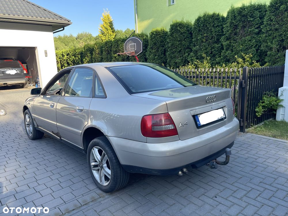 Audi A4 Avant - 5