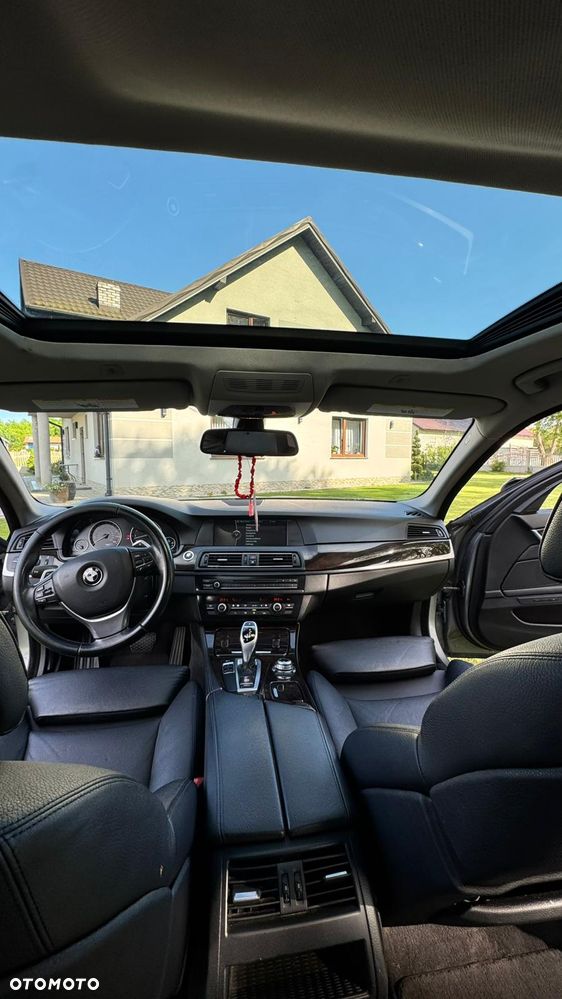 BMW Seria 5 535i - 14