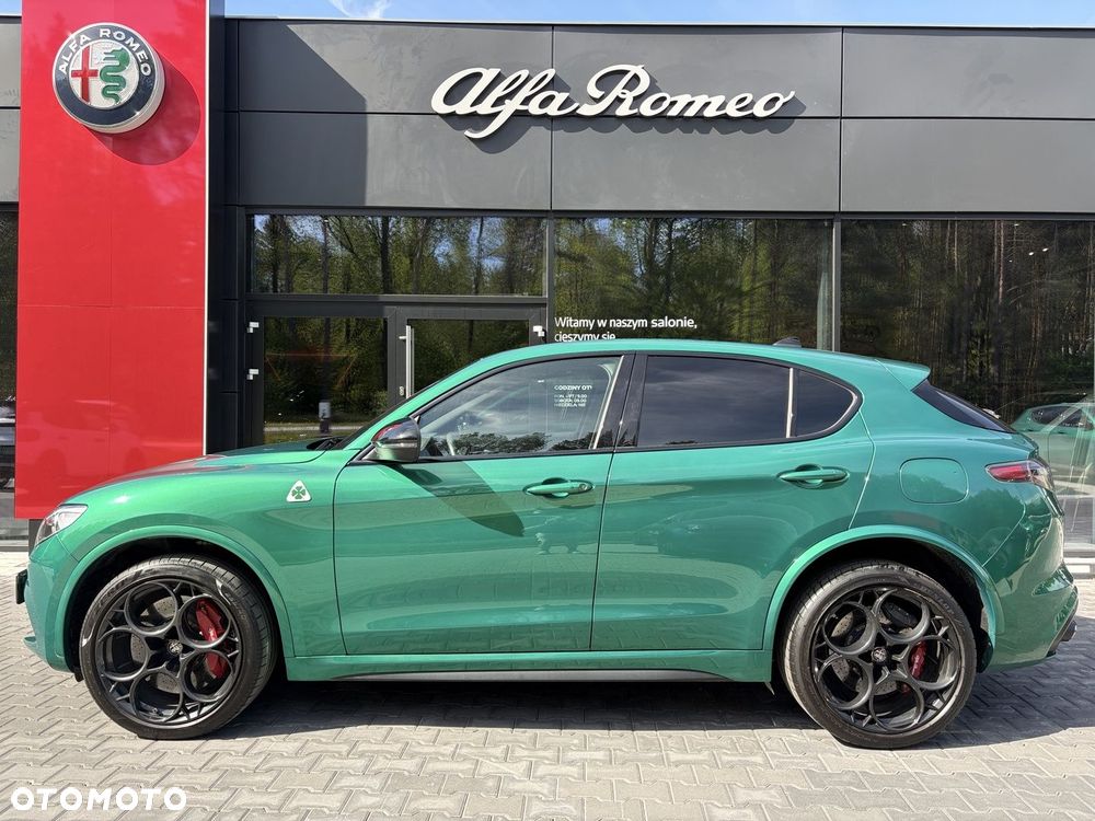 Alfa Romeo Stelvio 2.9 V6 Bi-Turbo Quadrifoglio Q4 - 3