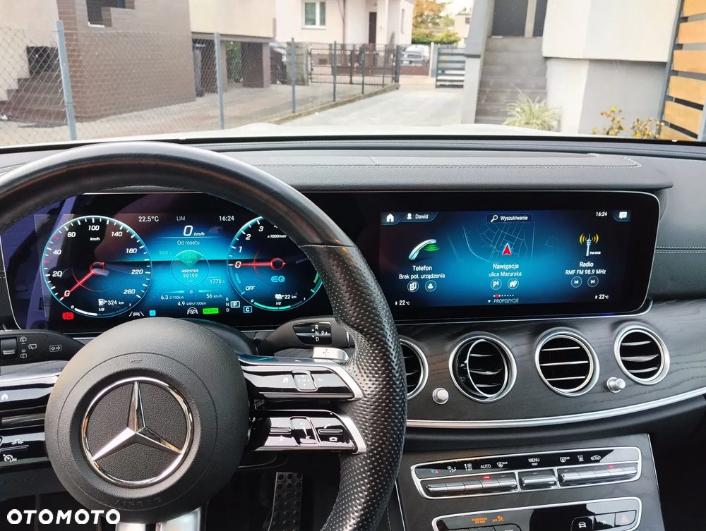 Mercedes-Benz Klasa E - 21