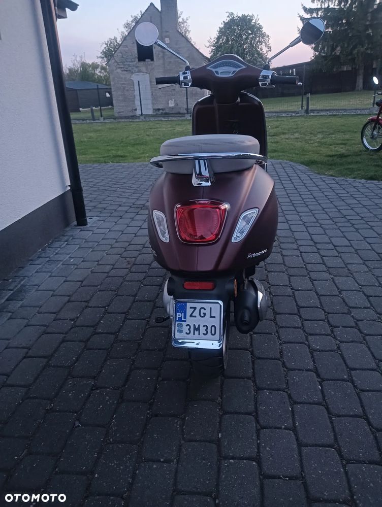 Vespa Primavera - 4