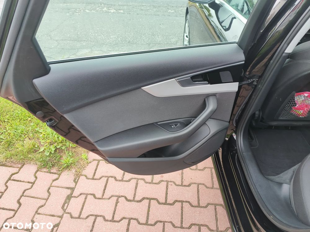 Audi A4 Avant - 15