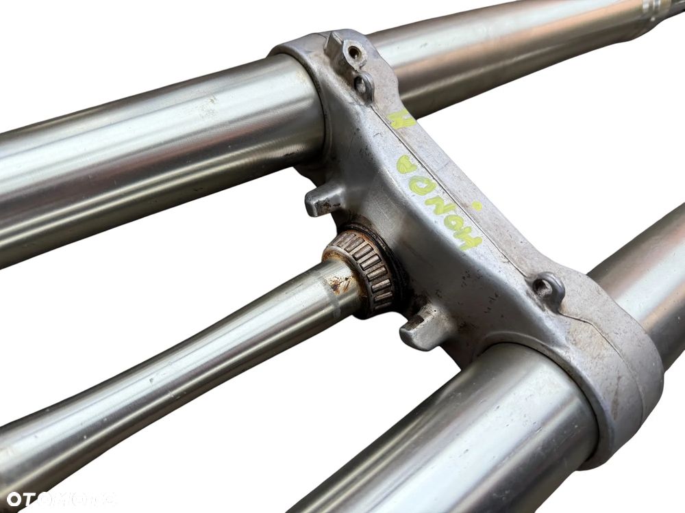 Lagi widełki Honda CRM 125 - 12