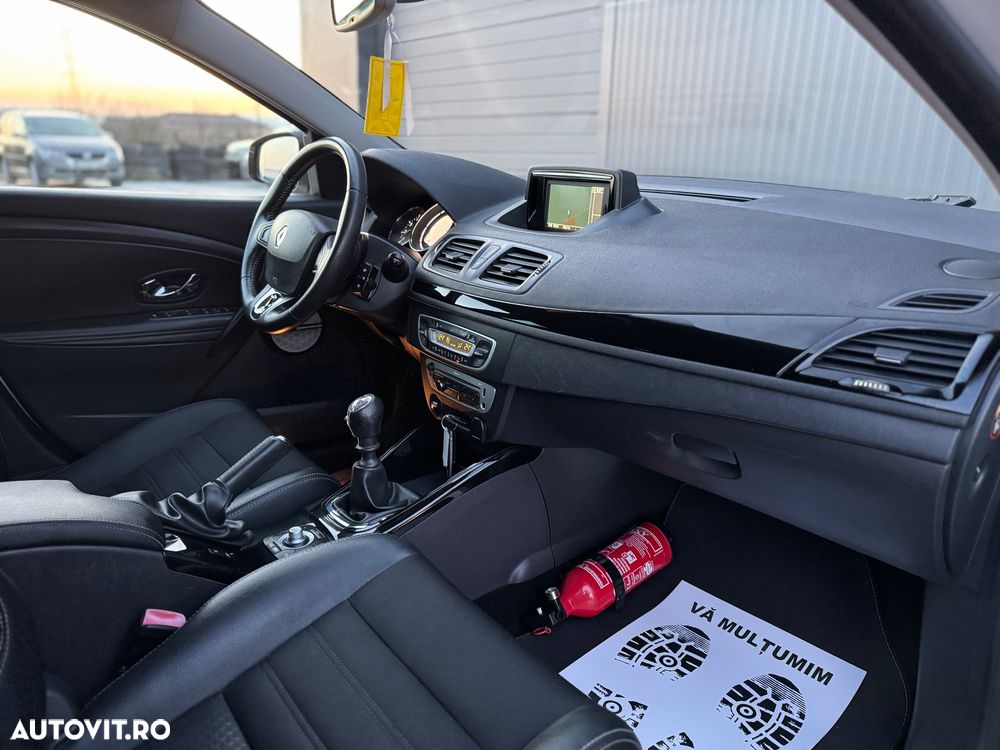 Renault Megane ENERGY dCi 110 Start & Stop Bose Edition - 19