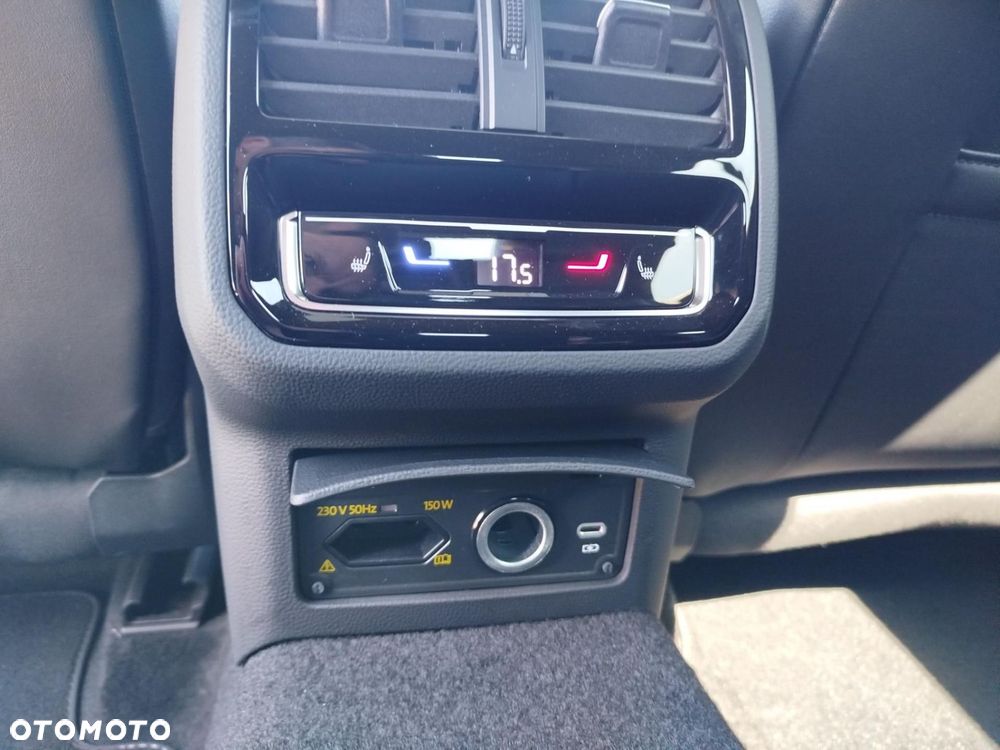Volkswagen Arteon 2.0 TDI SCR 4Motion DSG R-Line - 24