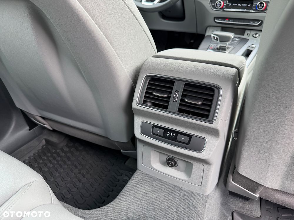 Audi Q5 2.0 TDI Quattro (clean diesel) S tronic - 26