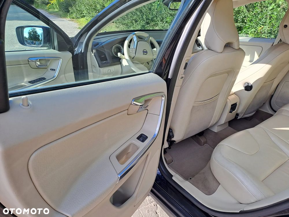 Volvo XC 60 D3 Momentum - 15
