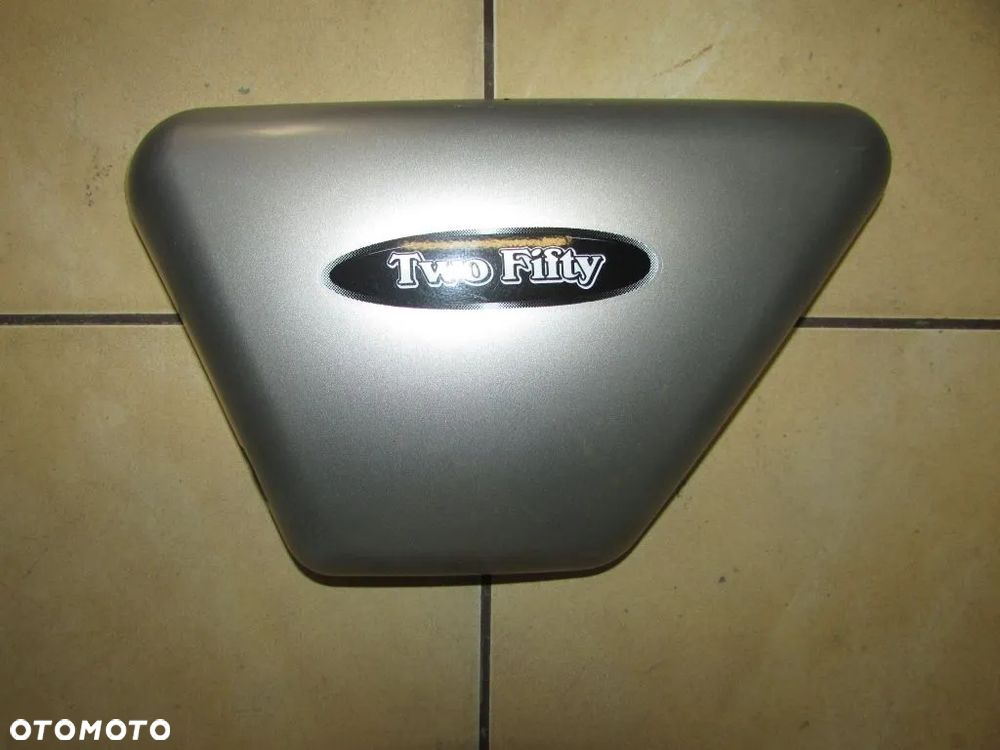 Mash 250 Two Fifty osłona owiewka boczek lewy - 1