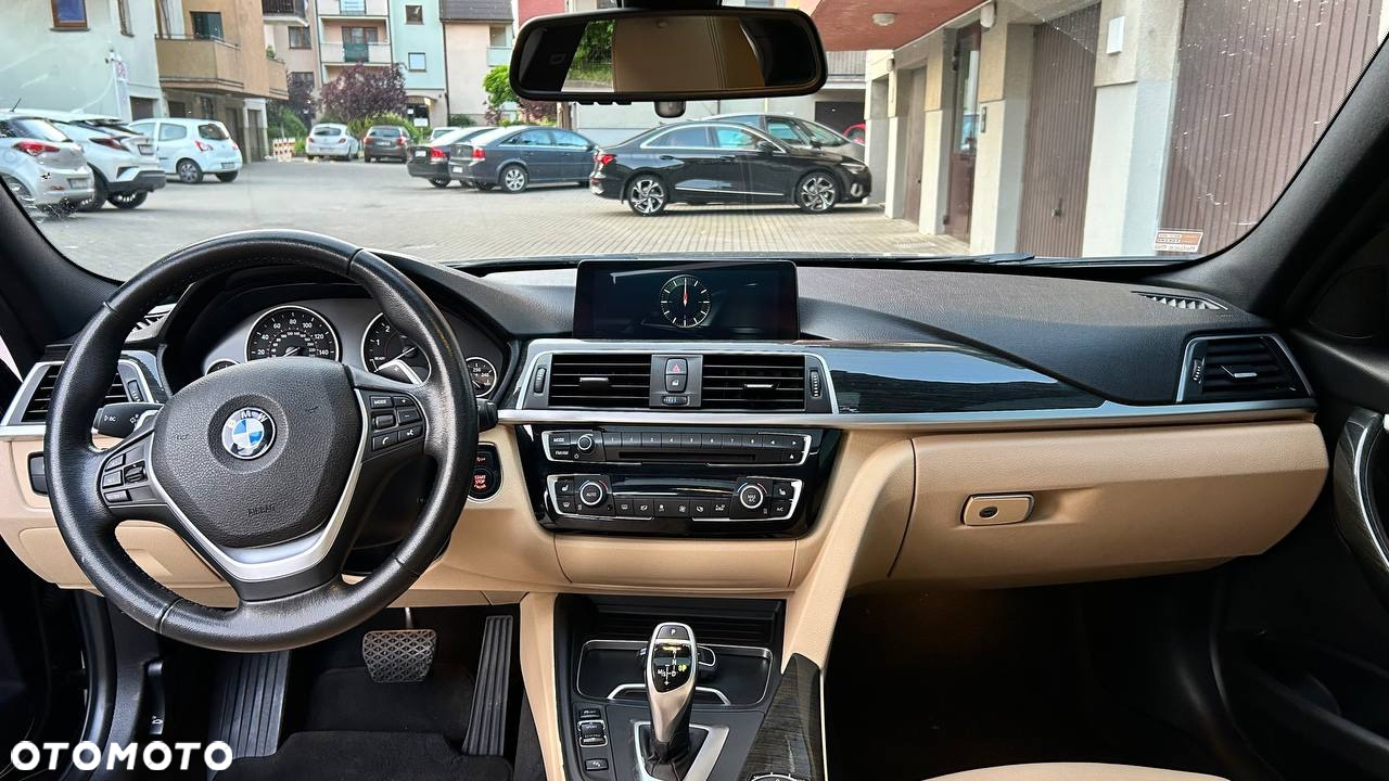 BMW Seria 3 330i Luxury Line sport - 15