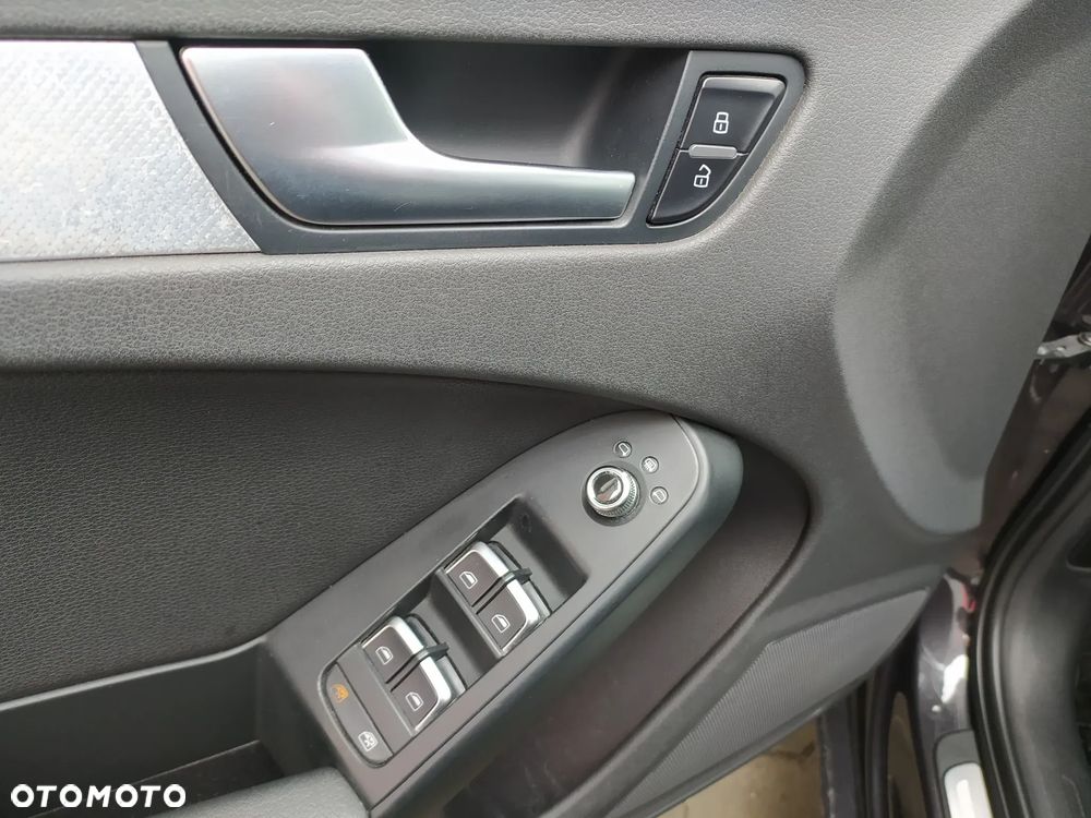Audi A4 Avant 2.0 TDI e DPF S line Sportpaket - 11
