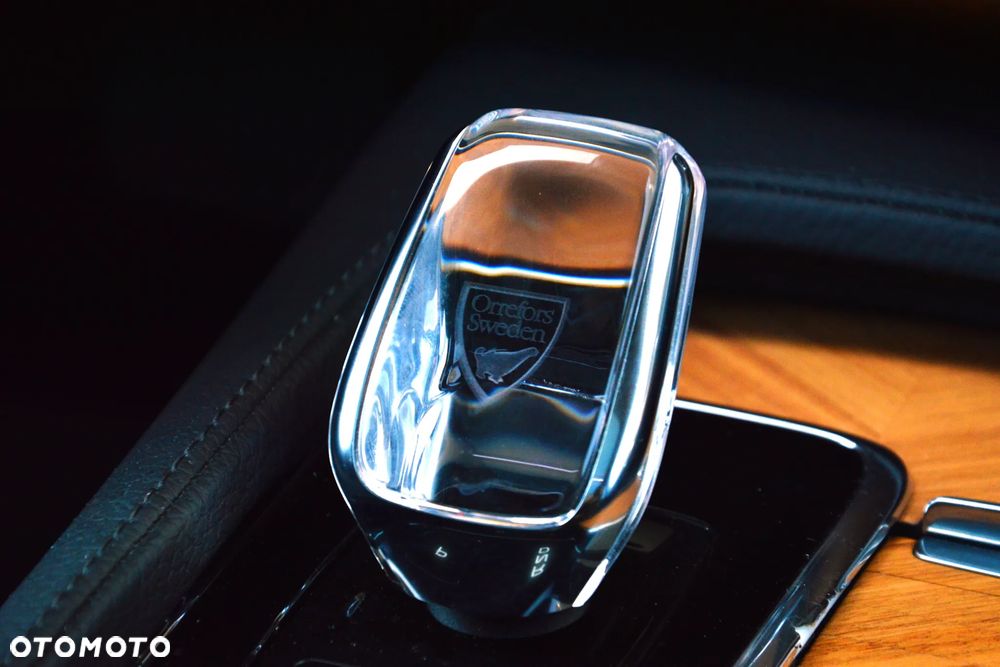 Volvo XC 90 - 32