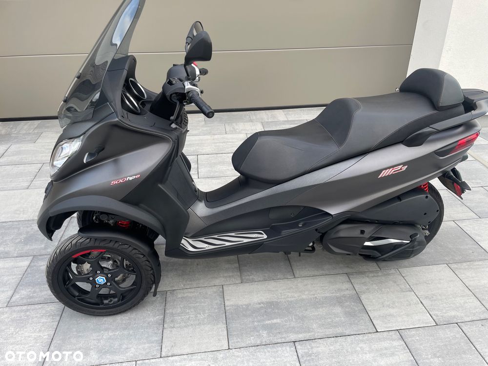 Piaggio MP-3 - 9