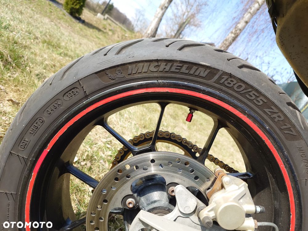 Aprilia Dorsoduro - 12