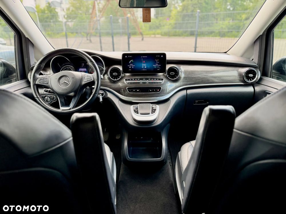 Mercedes-Benz Klasa V 300 d 4-Matic Avantgarde 9G-Tronic (d³ugi) - 6