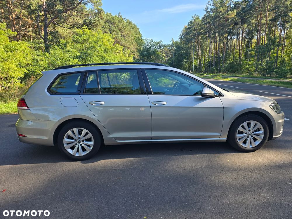 Volkswagen Golf VII 1.6 TDI BMT Comfortline - 10