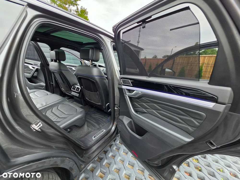 Volkswagen Touareg 3.0 V6 TFSI 4Motion R-Line - 21