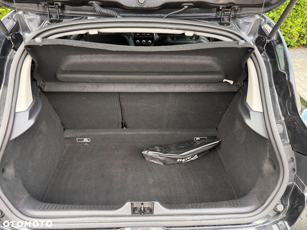 Renault Clio 1.2 16V 75 Expression - 9