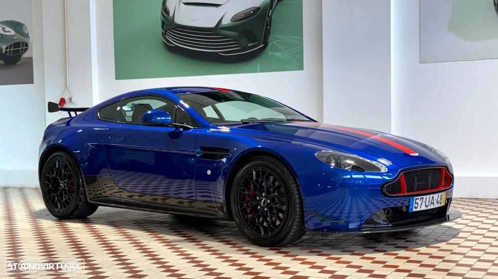 Aston Martin Vantage Coupe - 1