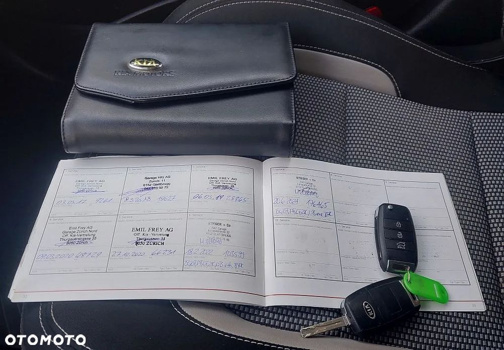 Kia Ceed 1.6 GDI SW Platinum Edition - 17