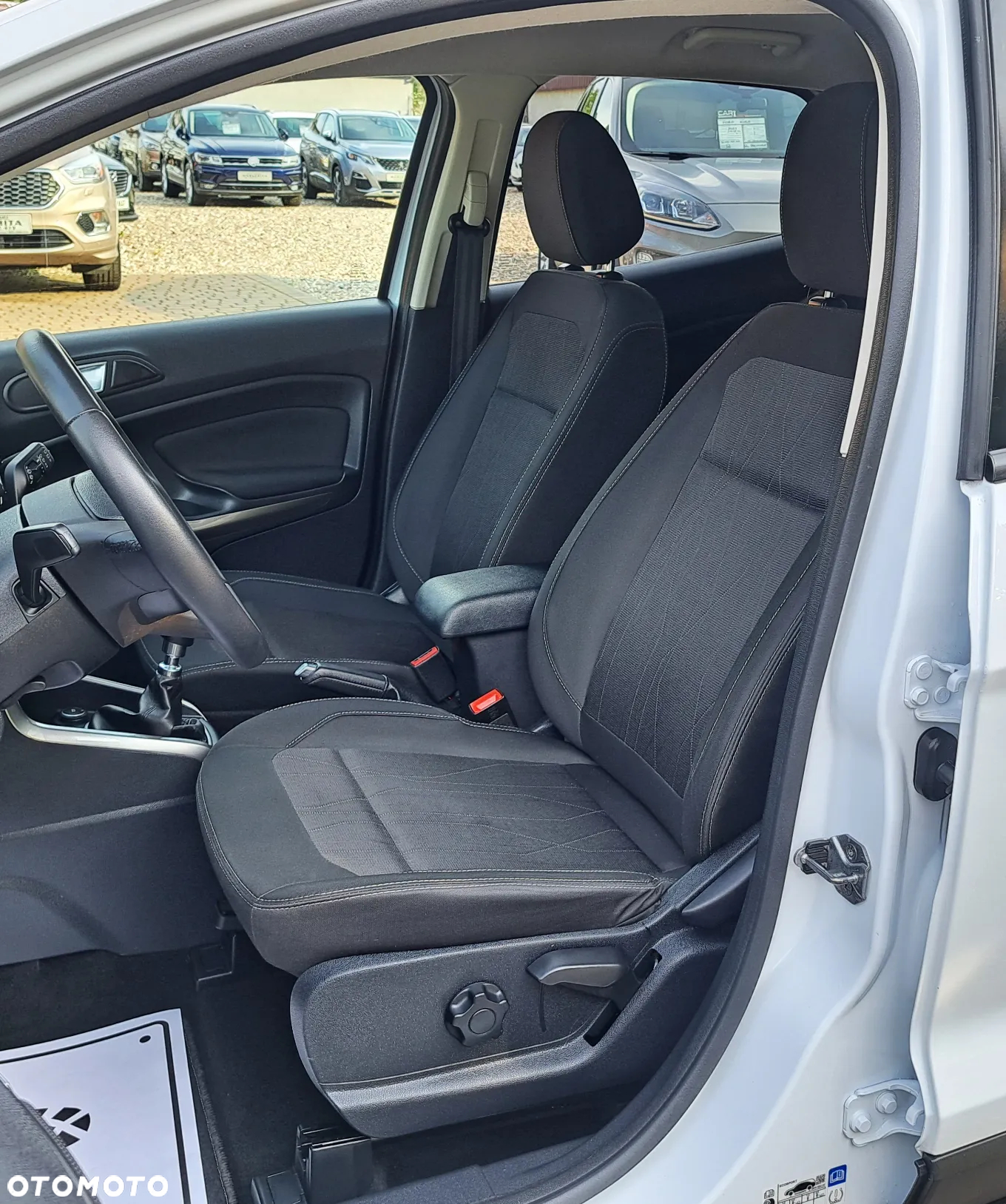 Ford EcoSport 1.0 EcoBoost TITANIUM - 19