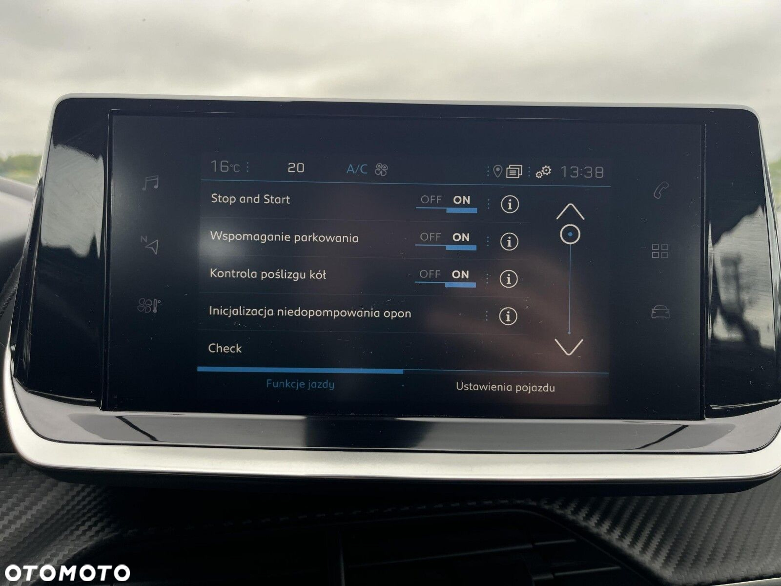 Peugeot 2008 1.2 PureTech Active S&S - 22