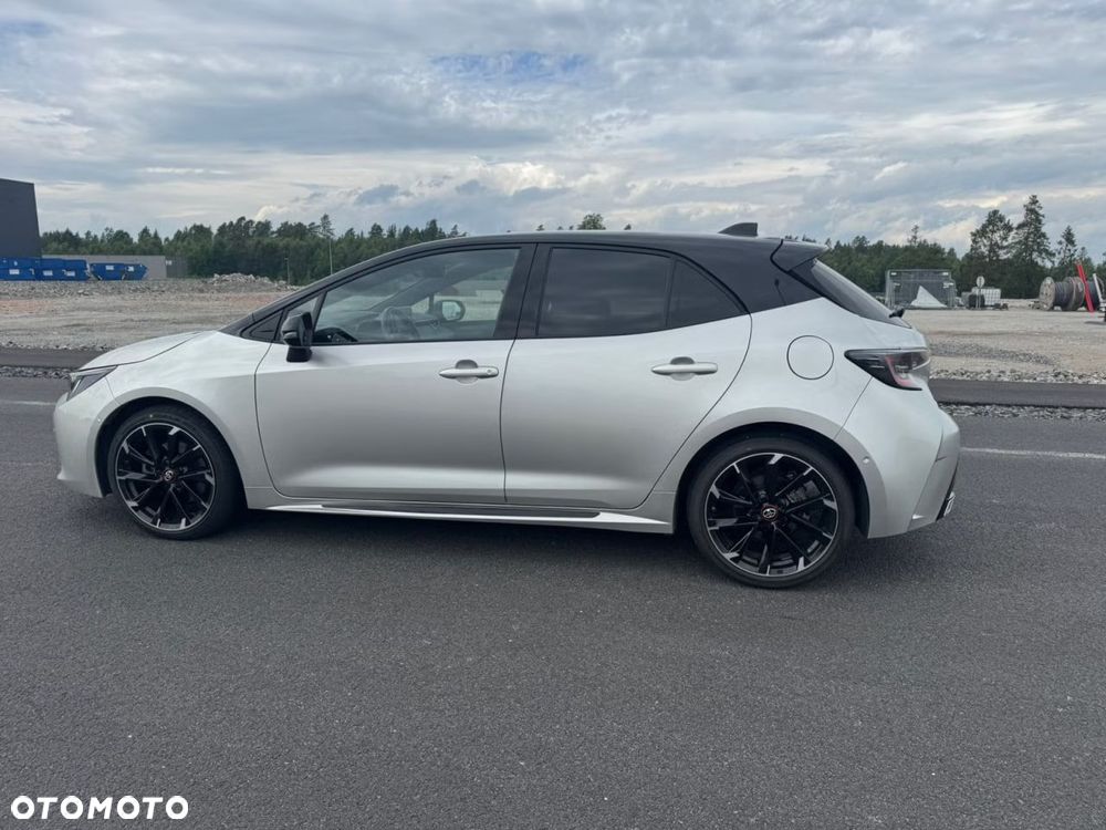 Toyota Corolla 2.0 Hybrid GR Sport - 9