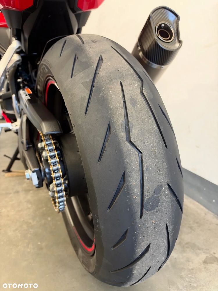Honda CBR - 23