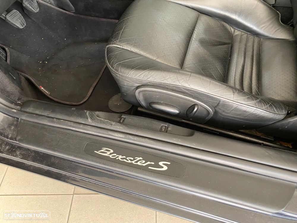Porsche Boxster S - 24