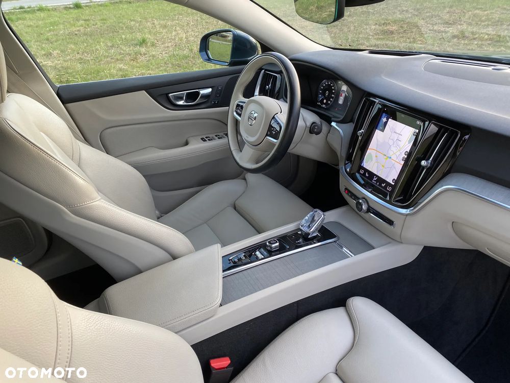 Volvo V60 B3 B Inscription - 9