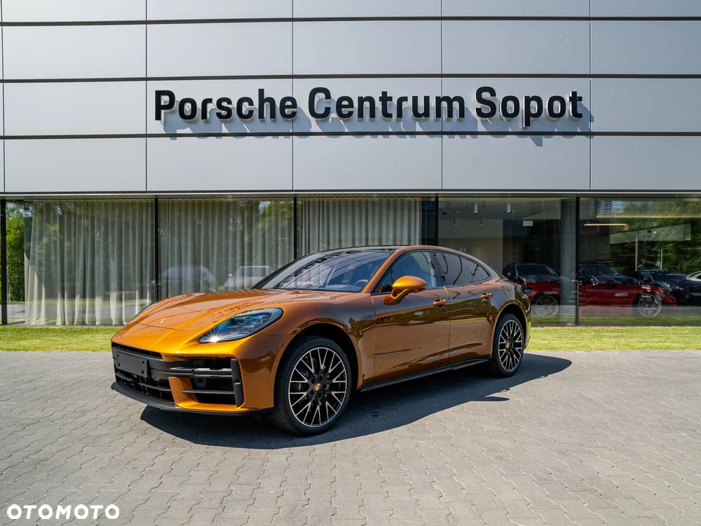 Porsche Panamera 4 E-Hybrid PHEV - 2