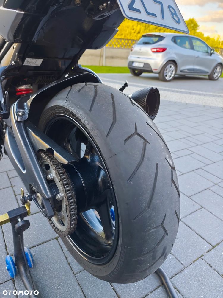 Yamaha FZ - 10