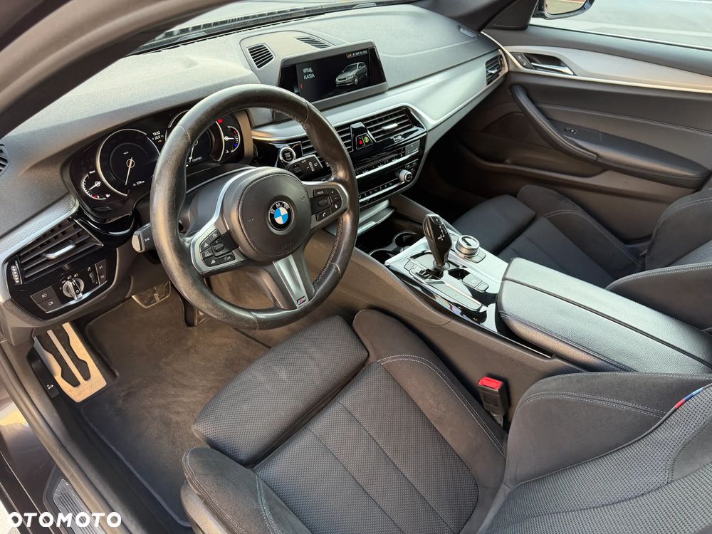 BMW Seria 5 540d xDrive Sport Line - 10