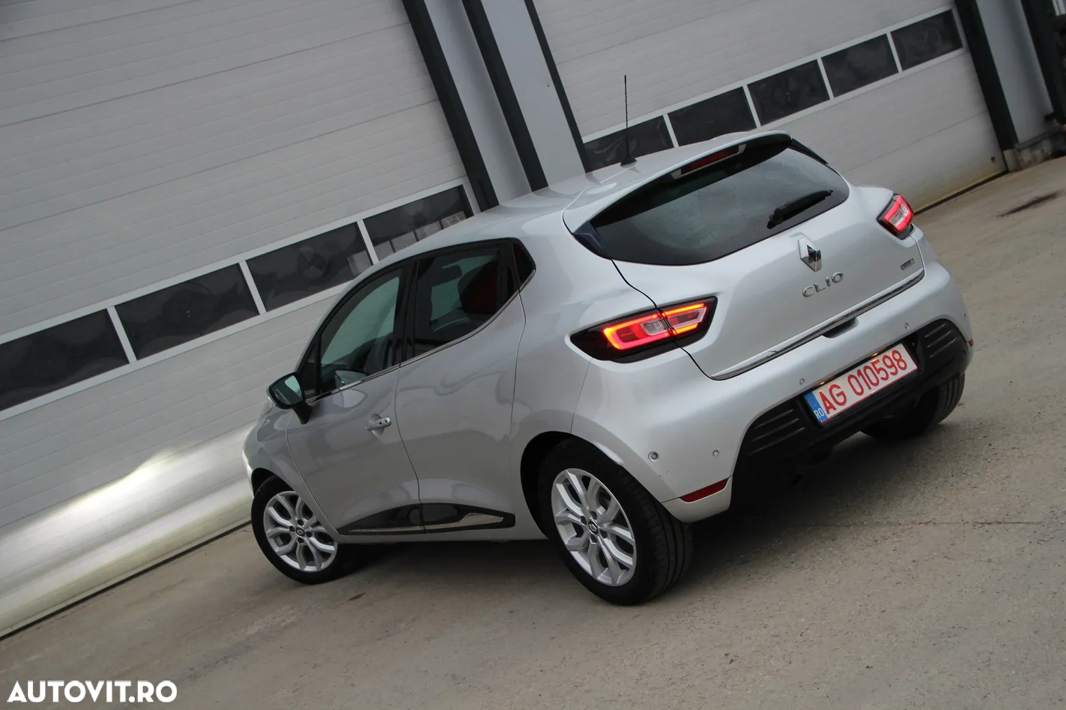 Renault Clio Estate Energy TCe Intens - 7