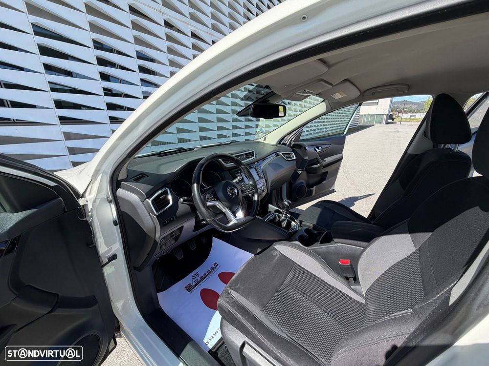 Nissan Qashqai 1.5 dCi N-Connecta - 10