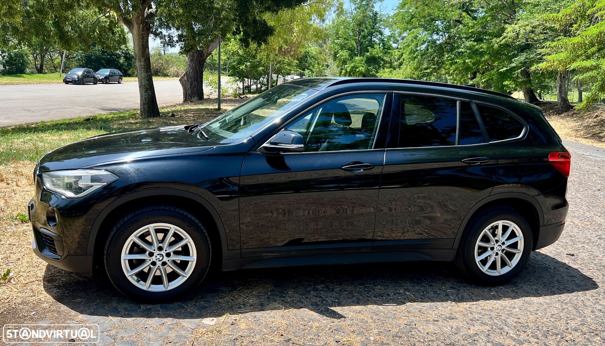 BMW X1 16 d sDrive Advantage - 1
